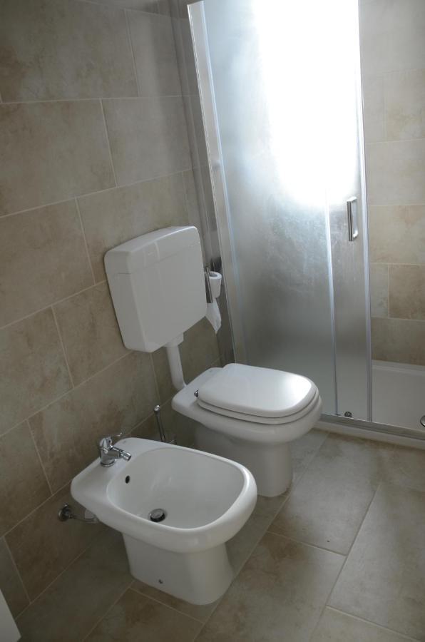 אלבניה Calicantus Bed And Breakfast מראה חיצוני תמונה